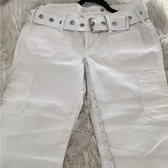 🌹Cutest white cropped belted pants🌹 - Picture 3 of 6